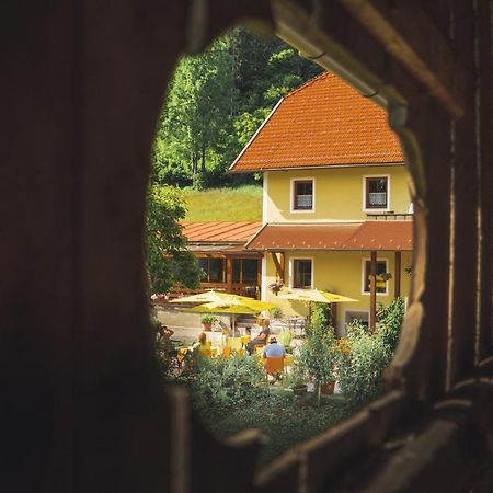 Hotel Berggasthof Karlbauer Lendorf Exteriér fotografie